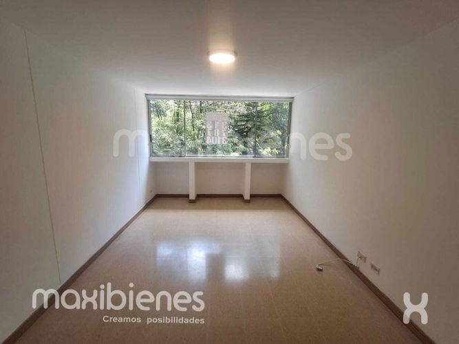Apartamento de 2 alcobas en arriendo en Astorga, Medellín, 85 m² · foto 5 de 9