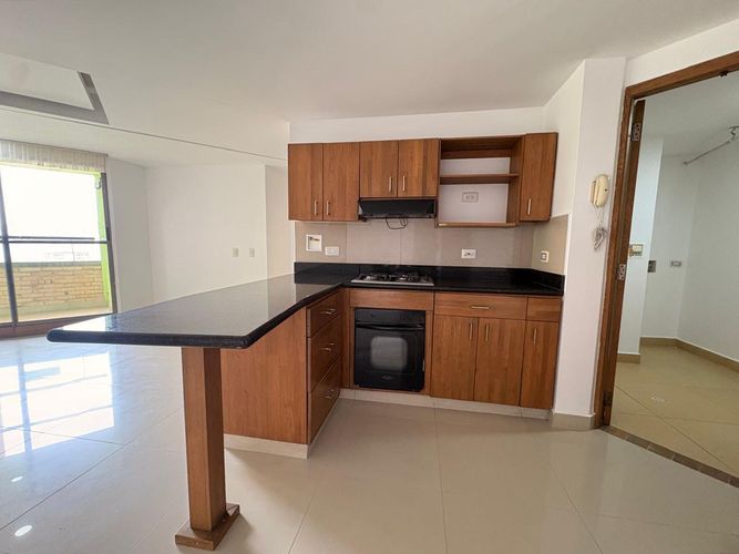 Apartamento de 3 alcobas en arriendo en Vegas De La Doctora, Sabaneta, 99 m² · foto 5 de 16