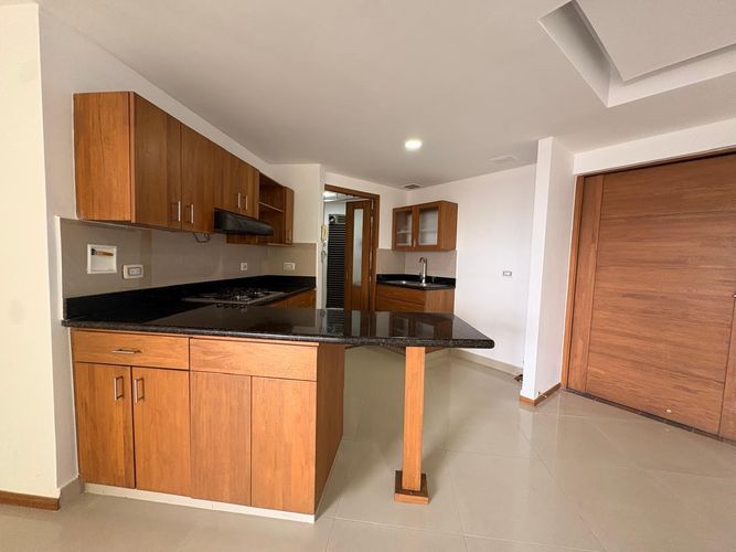 Apartamento de 3 alcobas en arriendo en Vegas De La Doctora, Sabaneta, 99 m² · foto 4 de 16