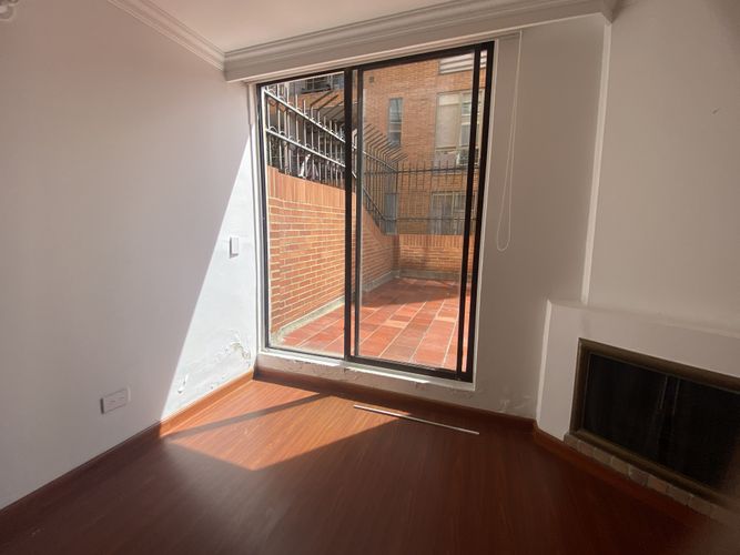 Apartamento de 1 alcoba en venta en Chicó Navarra, Bogotá, 52 m² · foto 4 de 18