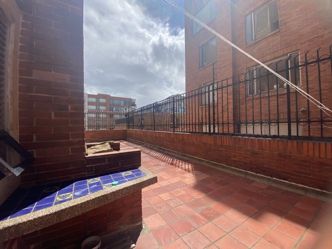 Apartamento de 1 alcoba en venta en Chicó Navarra, Bogotá, 52 m² · foto 12 de 18