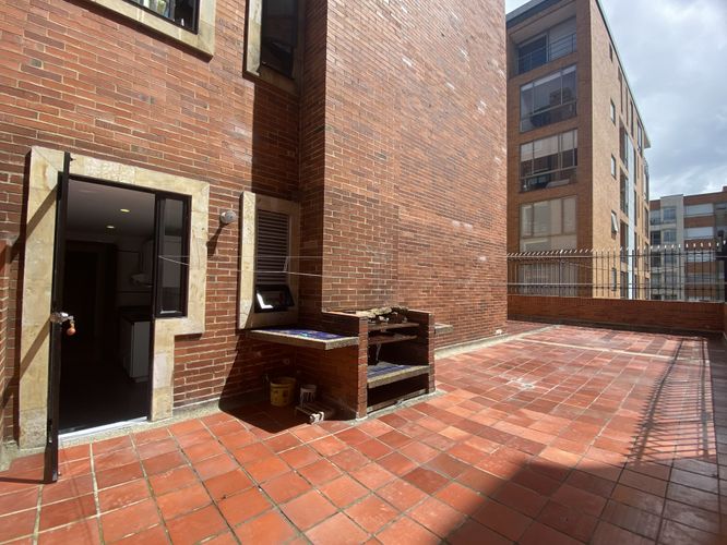 Apartamento de 1 alcoba en venta en Chicó Navarra, Bogotá, 52 m² · foto 13 de 18