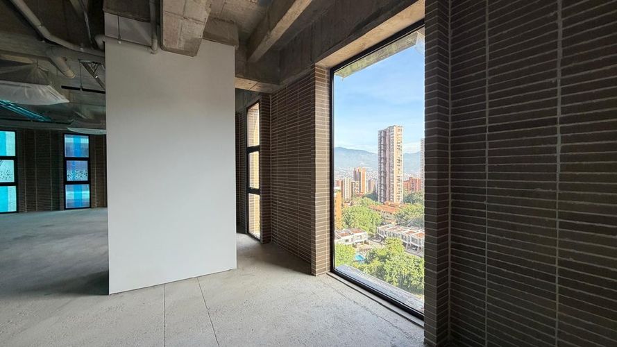 Oficina en arriendo en Las Lomas, Medellín, 198 m² · foto 14 de 19