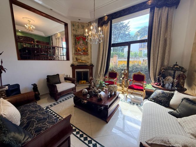 Casa de 4 alcobas en venta en Club De Los Lagartos, Bogotá, 267 m² · foto 4 de 24