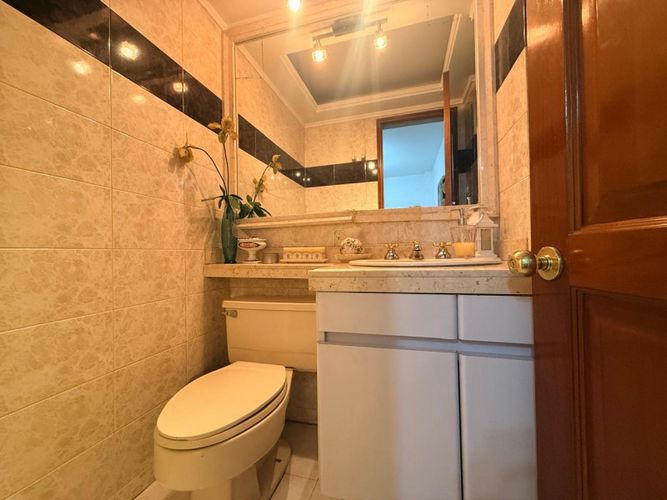 Casa de 4 alcobas en venta en Club De Los Lagartos, Bogotá, 267 m² · foto 7 de 24