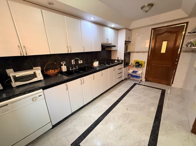 Casa de 4 alcobas en venta en Club De Los Lagartos, Bogotá, 267 m² · foto 9 de 24