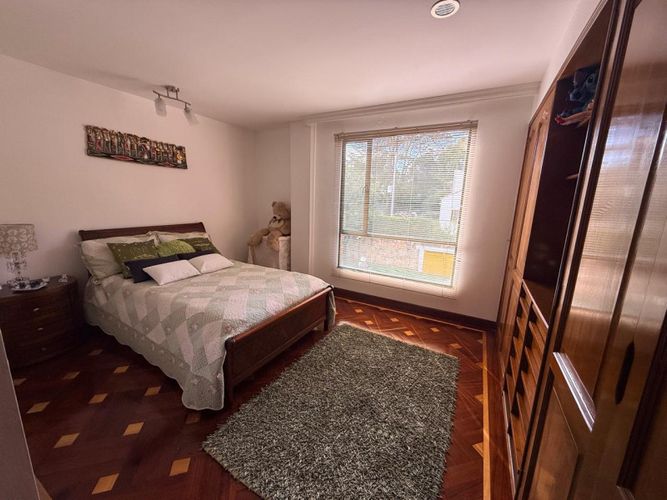 Casa de 4 alcobas en venta en Club De Los Lagartos, Bogotá, 267 m² · foto 11 de 24