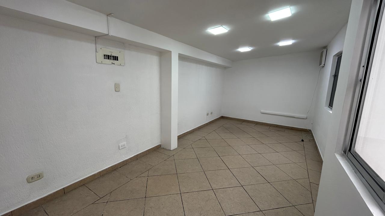 Casa en venta en Pasadena, Bogotá · foto 5 de 21