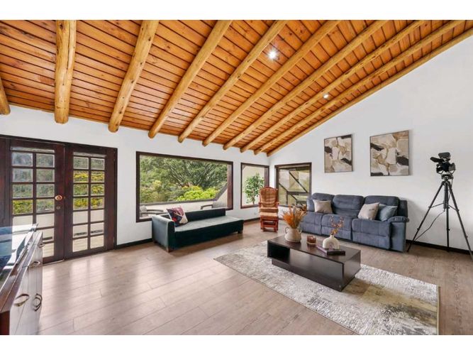 Casa de 5 alcobas en venta en Torca, Bogotá, 700 m² · foto 8 de 24