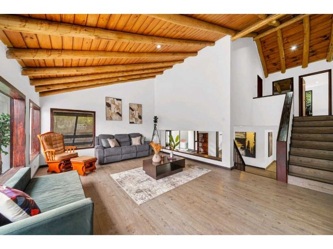 Casa de 5 alcobas en venta en Torca, Bogotá, 700 m² · foto 9 de 24