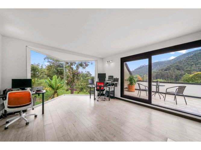 Casa de 5 alcobas en venta en Torca, Bogotá, 700 m² · foto 20 de 24