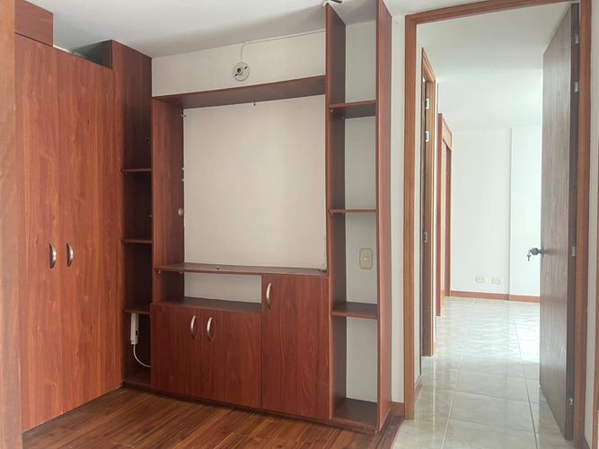Apartamento de 3 alcobas en arriendo en Camino Verde, Envigado, 68 m² · foto 8 de 18