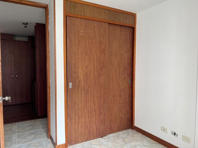 Apartamento de 3 alcobas en arriendo en Camino Verde, Envigado, 68 m² · foto 9 de 18