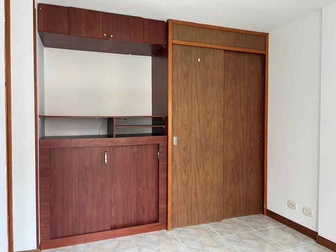 Apartamento de 3 alcobas en arriendo en Camino Verde, Envigado, 68 m² · foto 10 de 18