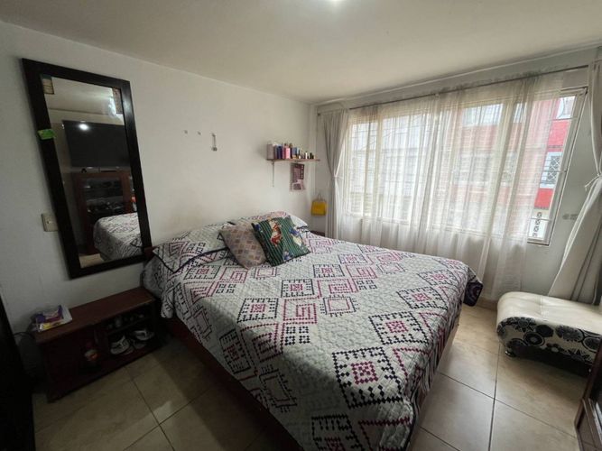 Casa de 7 alcobas en venta en Ciudad Quirigua, Bogotá, 76 m² · foto 12 de 24