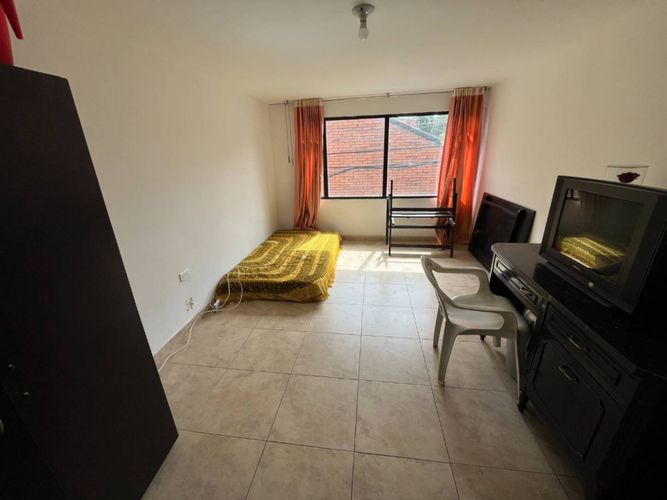 Casa de 7 alcobas en venta en Ciudad Quirigua, Bogotá, 76 m² · foto 13 de 24