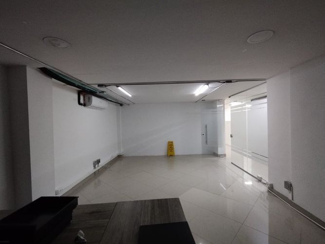 Oficina en arriendo en Suramericana, Medellín, 250 m² · foto 13 de 18