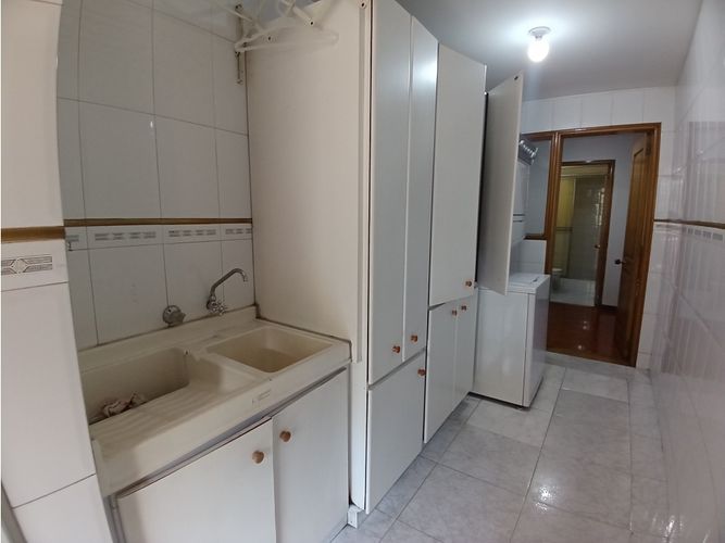 Apartamento de 3 alcobas en venta en Chicó Reservado, Bogotá, 217 m² · foto 10 de 24