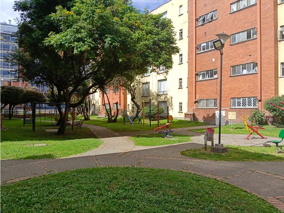 Apartamento en venta en Usatama, Bogotá · foto 10 de 24