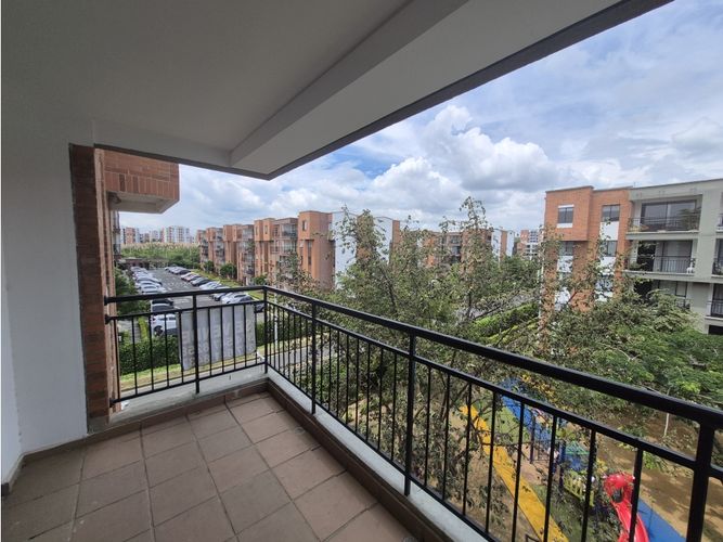 Apartamento de 2 alcobas en venta en Valle Del Lili, Cali, 67 m² · foto 4 de 12