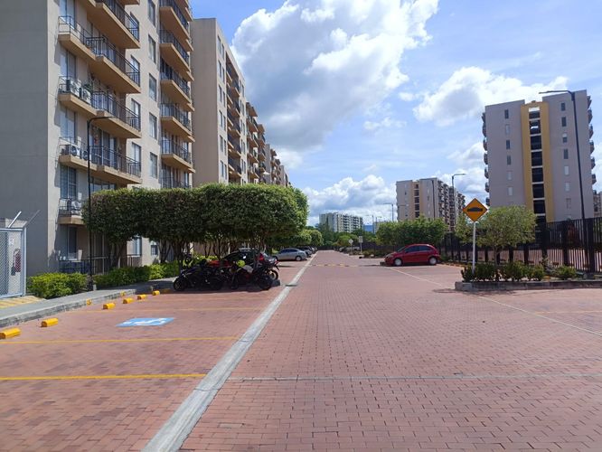 Apartamento de 2 alcobas en venta en Las Palmas, Ricaurte, 53 m² · foto 19 de 24