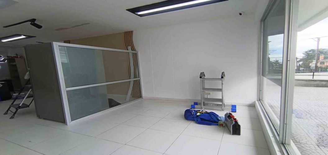 Local en arriendo en Versalles, Manizales · foto 3 de 15