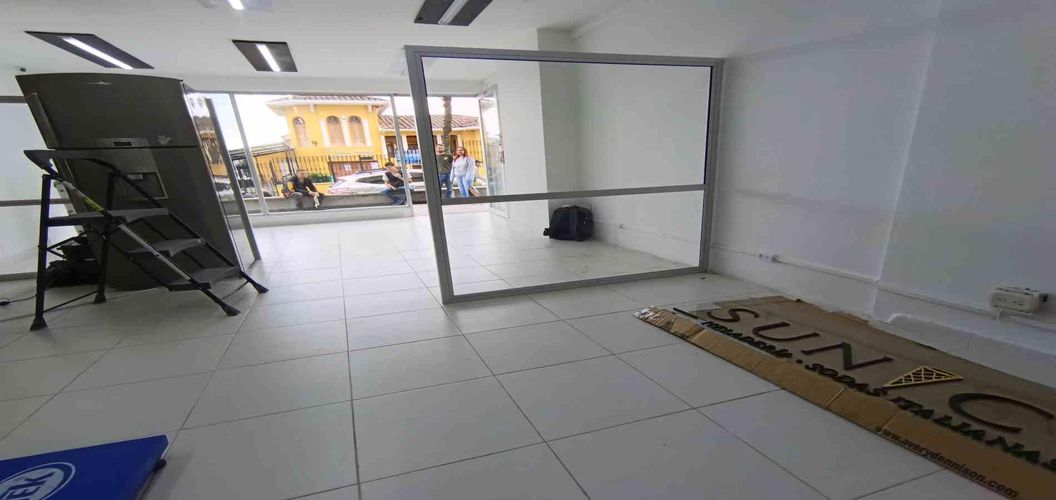 Local en arriendo en Versalles, Manizales · foto 12 de 15