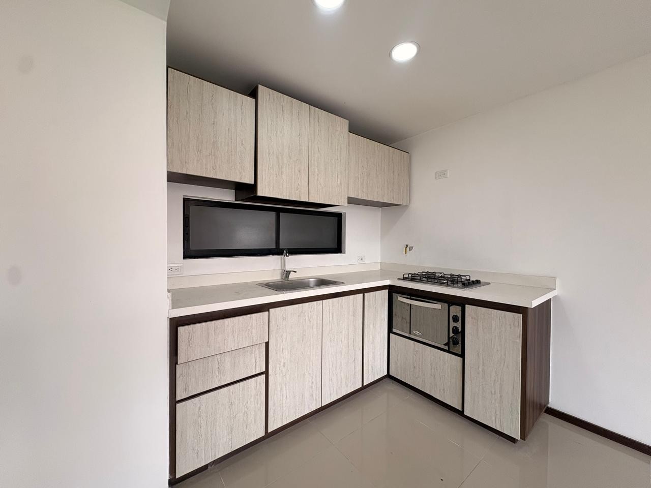 Apartamento en arriendo en Vereda La Doctora, Sabaneta · foto 6 de 13