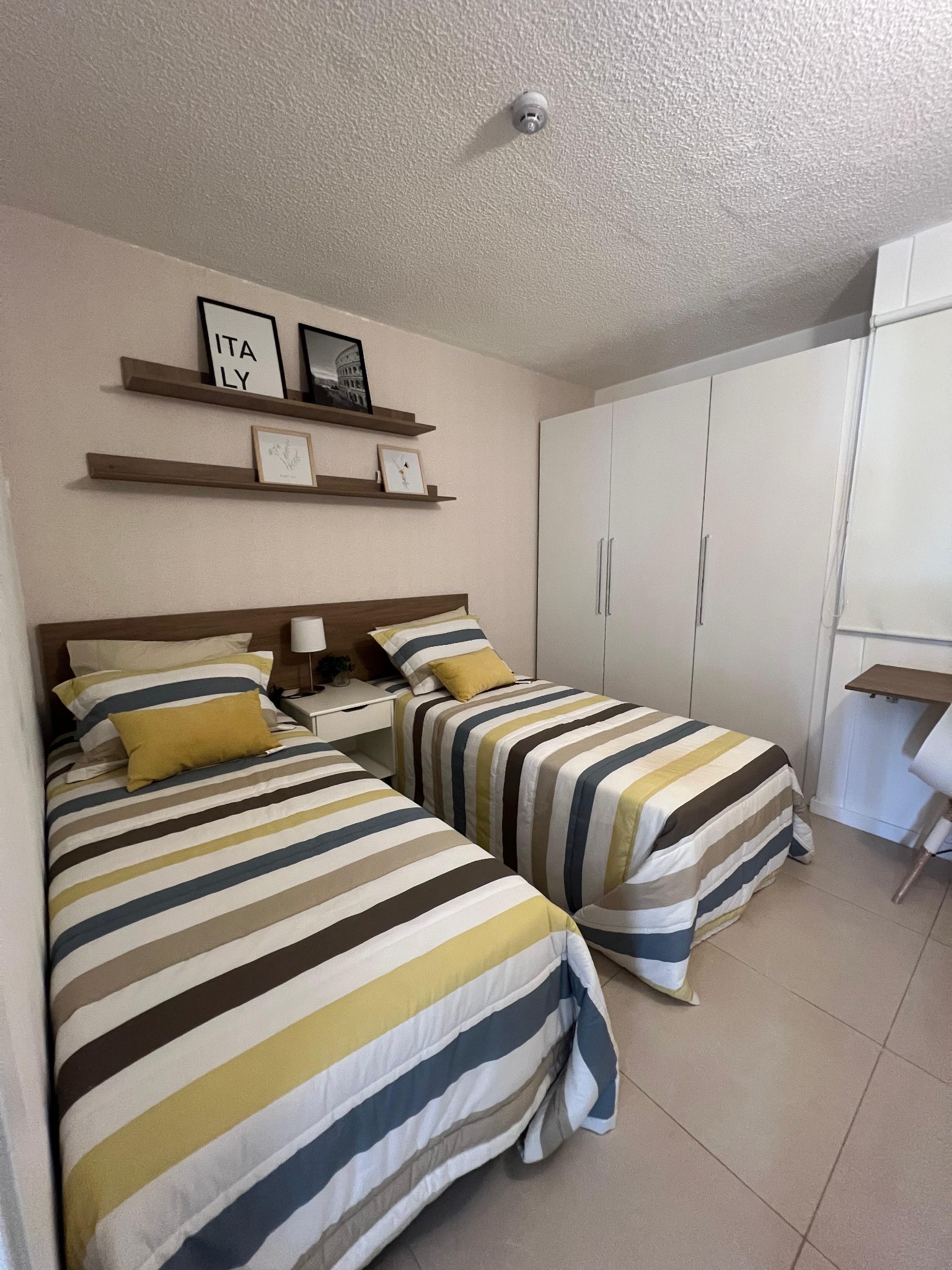 Oportunidad Única: Exclusiva Residencia en Venta en Luque, Zona Aeropuerto – ¡Precio de Oferta Irresistible! - foto 4