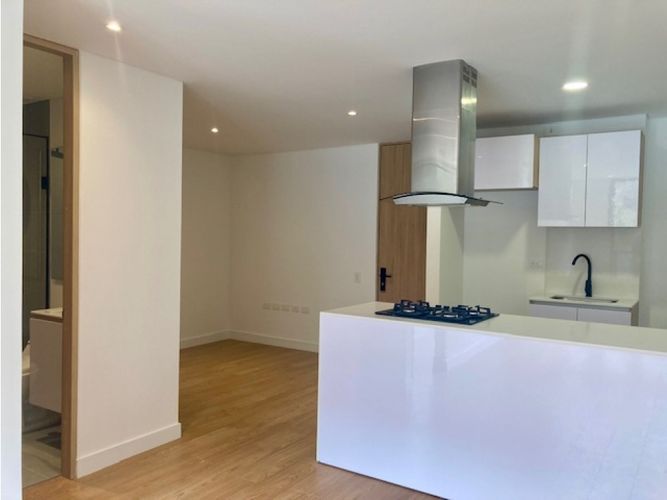 Apartamento en venta en Rincon De Calamar, Bogotá · foto 2 de 19