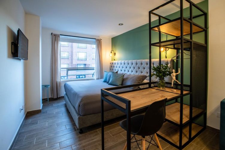 Apartamento de 20 alcobas en venta en Puente Largo, Bogotá, 1116 m² · foto 21 de 24