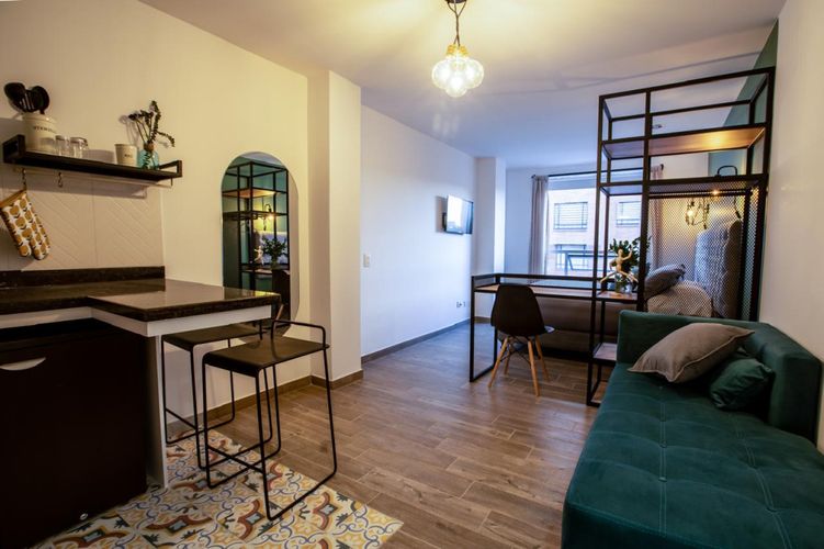 Apartamento de 20 alcobas en venta en Puente Largo, Bogotá, 1116 m² · foto 23 de 24