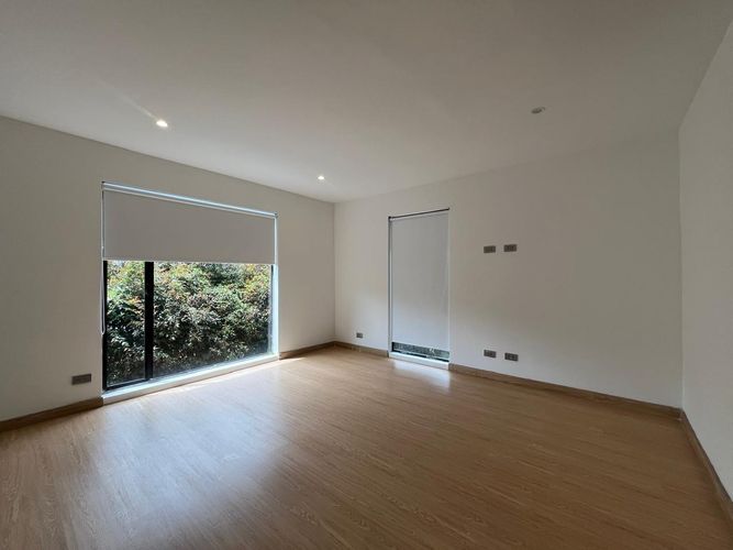 Casa de 5 alcobas en venta en Escobero, Envigado, 320 m² · foto 10 de 20