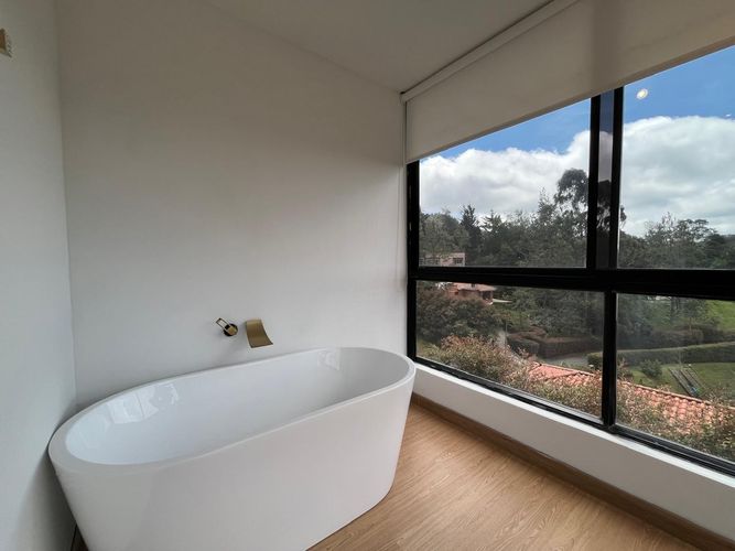 Casa de 5 alcobas en venta en Escobero, Envigado, 320 m² · foto 18 de 20