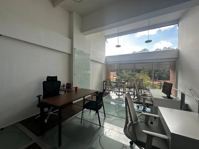 Oficina en arriendo en Las Palmas, Medellín, 90 m² · foto 6 de 10