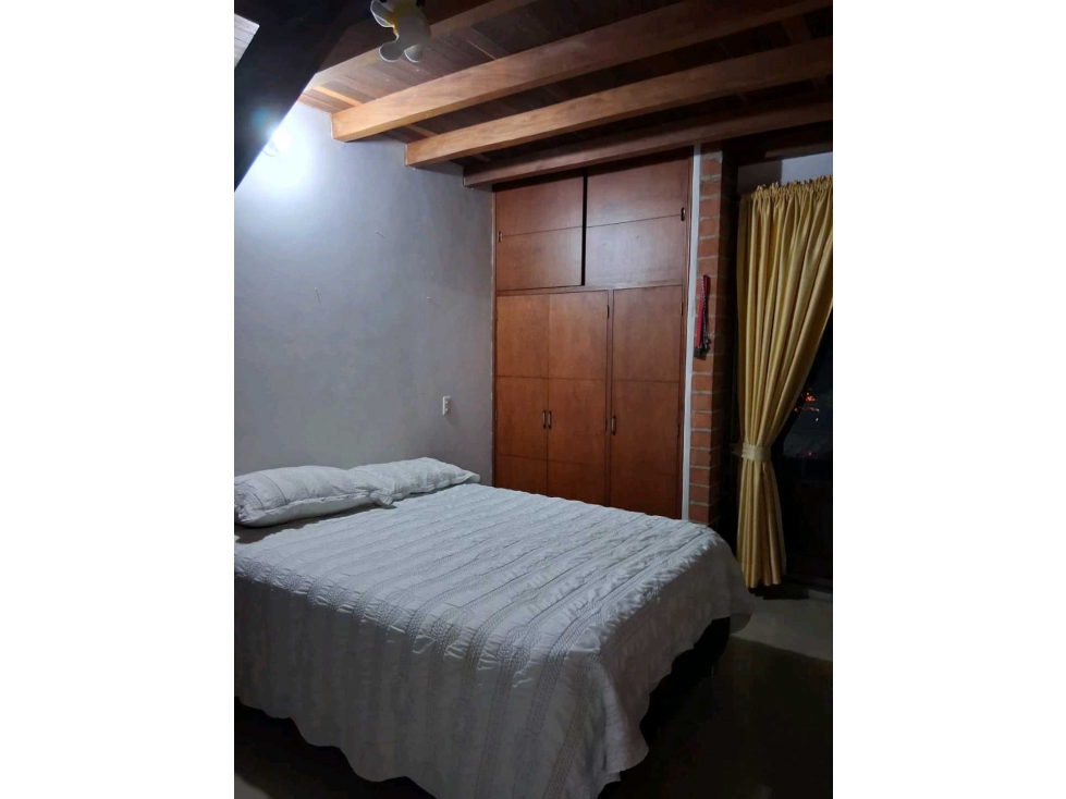 Casa en Arriendo en Itaguí - 3