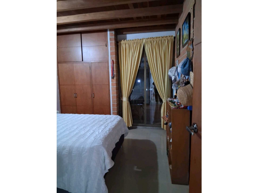 Casa en Arriendo en Itaguí - 4