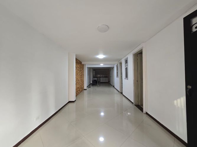 Oficina en arriendo en Belén, Medellín, 140 m² · foto 14 de 19