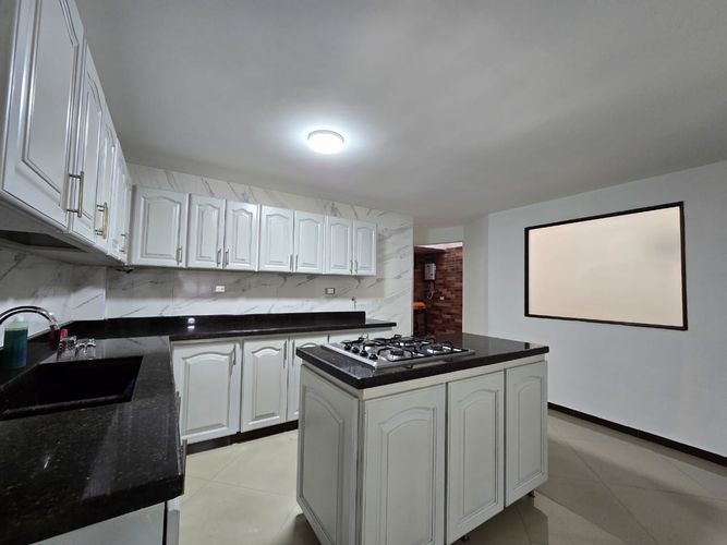 Oficina en arriendo en Belén, Medellín, 140 m² · foto 13 de 19