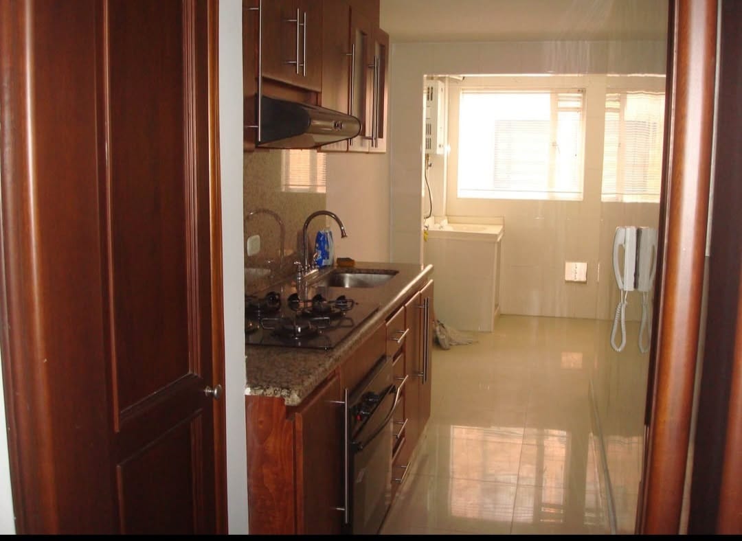 Apartamento en venta en Santa Barbara, Bogotá · foto 3 de 22