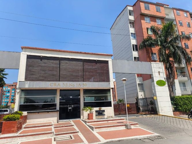 Apartamento de 3 alcobas en venta en Cañaveralejo, Cali, 70 m² · foto 17 de 19
