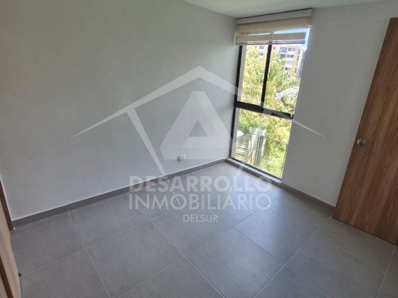 Apartamento en arriendo en Cuatro Esquinas, Rionegro · foto 3 de 9