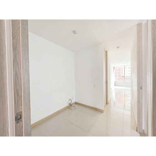 Apartamento de 3 alcobas en venta en Monteazul, Sabaneta, 76 m² · foto 5 de 10