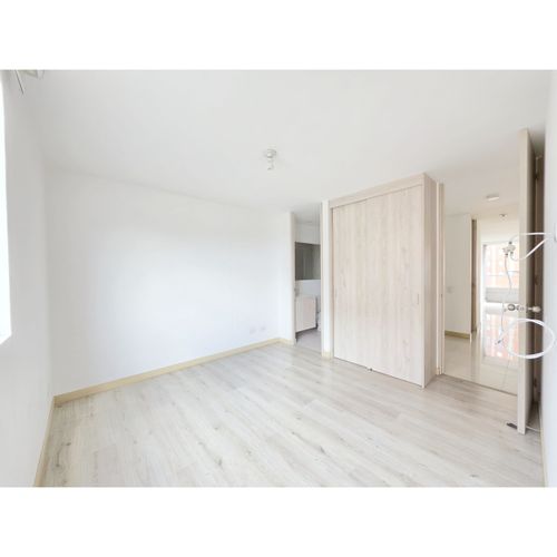 Apartamento de 3 alcobas en venta en Monteazul, Sabaneta, 76 m² · foto 7 de 10