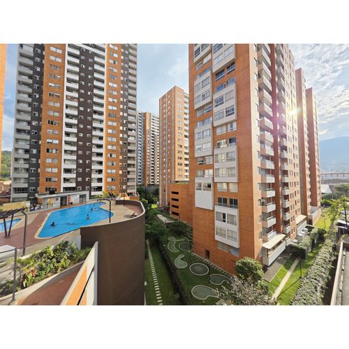 Apartamento de 3 alcobas en venta en Monteazul, Sabaneta, 76 m² · foto 10 de 10