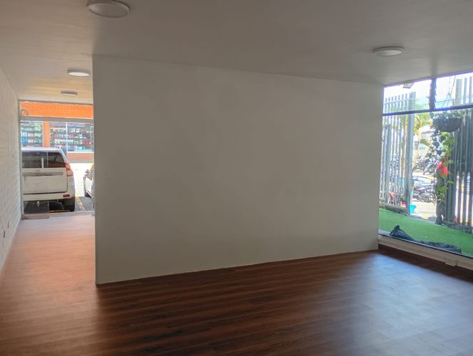 Local en venta en El Progreso, Itagüí, 56 m² · foto 11 de 12