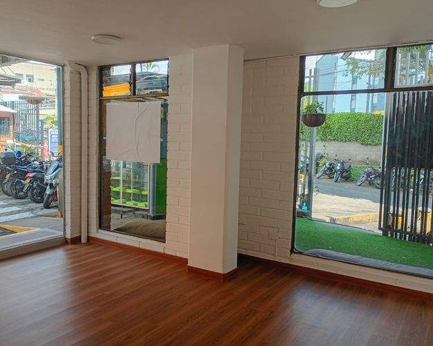 Local en venta en El Progreso, Itagüí, 56 m² · foto 4 de 12