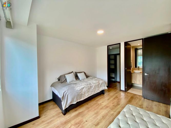 Apartamento de 2 alcobas en arriendo en La Calera, Medellín, 130 m² · foto 13 de 24