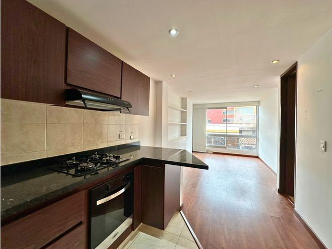 Apartaestudio en venta en Nuevo Country, Bogotá, 37 m² · foto 2 de 11