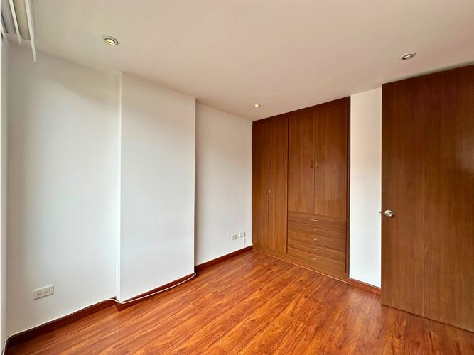 Apartaestudio en venta en Nuevo Country, Bogotá, 37 m² · foto 6 de 11